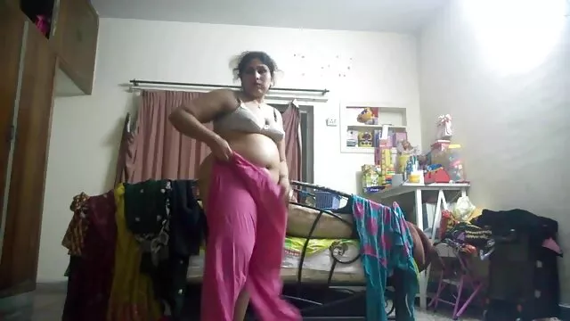 గార్జియస్ MILF మరియా బెల్లూచి రెండు భారీ కాక్స్ సెక్స్ మూవీస్ తెలుగు లో చేత చిక్కుకుంది